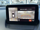 全方位カメラ付きで駐車時も安心♪