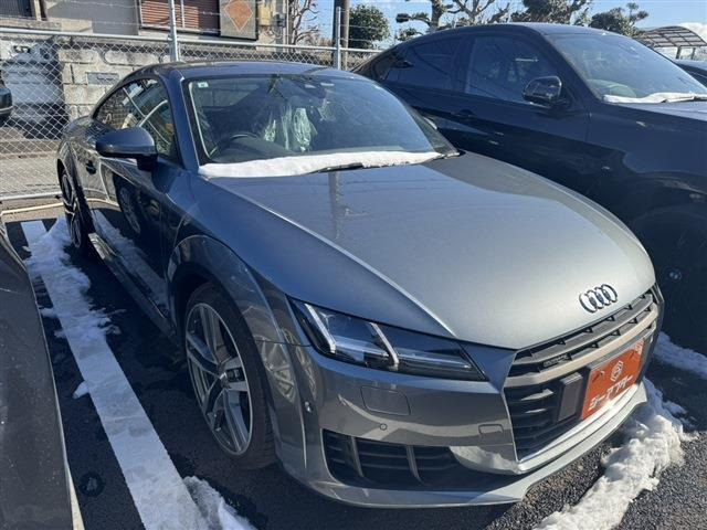 TTクーペ2.0 TFSI クワトロ 4WD禁煙車 アシスタンスPKG