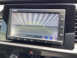 バックカメラも装備しております。車庫入れの苦手なお客様も安心!重宝してくれます!