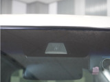 運転する人も、そうでない人も、家族みんなが安心して、自由にお出かけできる生活をサポートする先進機能。