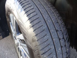 【純正16インチアルミホイール】外観にマッチした純正アルミホイールを装着しております。スタッドレスタイヤも取扱いしております。是非ご相談ください♪