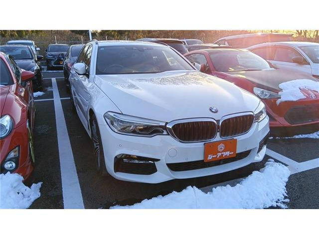 5シリーズツーリング530i Mスポーツ禁煙車 黒革シート 純正10.2型ナビ