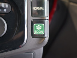 ECONスイッチの効果とあなたの運転で、クルマと力をあわせ「燃費向上=ガソリン代の節約=CO2 削減」のチャレンジをお楽しみください。