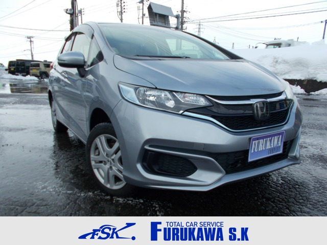 フィット1.5 ハイブリッド F 4WD