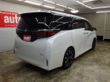 車内もキレイで嫌なニオイもありません。