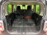 後席を格納すると、これだけの広さが!シーンに合わせたシートアレンジで、大きな荷物も積むことが出来ます♪