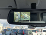 バックミラーにもアラウンドビューを映すことができます♪