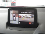360&deg;ビューモニターを搭載しています。コーナーセンサーと合せてお使いいただくことで、安全、安心にお車の取り回しを行っていただけます。