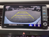 バックモニター付きで、車庫入れやバック時の後方確認をサポート。