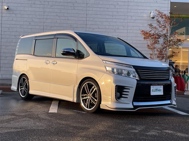 ヴォクシー 2.0 ZS 煌 修復歴無し