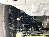 お車を安心してお乗りいただく為には、足回りの定期点検が欠かせません。サービスサポート(有償保証)では無料点検もご提供しており、安心のカーライフをお過ごしいただけるサポート体制が整っています。