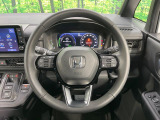 【ステアリングスイッチ】運転中、前方から目線をそらすことなく、オーディオ等の操作が可能な便利機能!安心&快適なドライブを演出してくれます♪