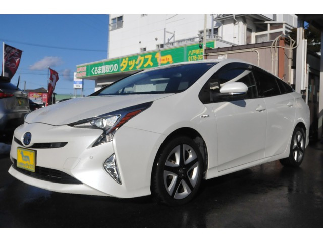 プリウス 1.8 A ツーリングセレクション E-Four 4WD 