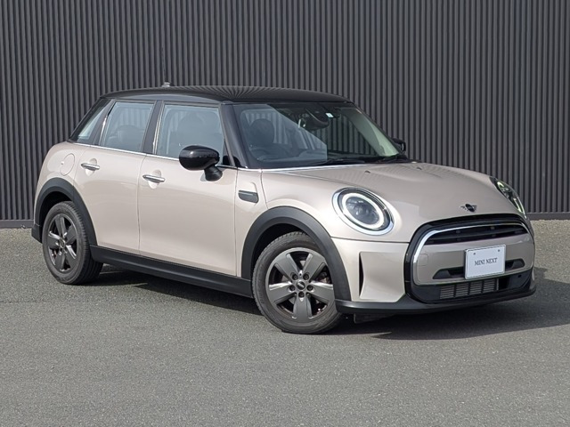 ミニ クーパー D プレミアム プラスパッケージ DCT