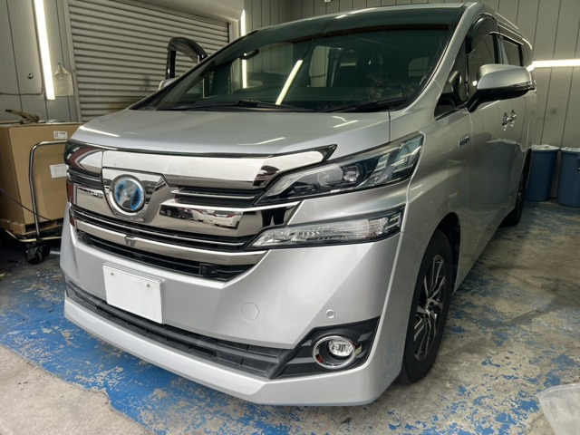 ヴェルファイアハイブリッド 2.5 エグゼクティブ ラウンジ E-Four 4WD