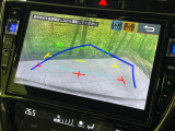 【バックカメラ】駐車時に後方がリアルタイム映像で確認できます。大型商業施設や立体駐車場での駐車時や、夜間のバック時に大活躍!運転スキルに関わらず、今や必須となった装備のひとつです!