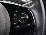 ◆アダプティブクルーズコントロール◆予め設定した車速内でクルマが自動的に加減速。前走車との適切な車間距離を維持しながら追従走行します。【LKAS】車線維持支援システムでステアリング操作を支援。