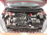「まるまるクリン」によりエンジンルームもキレイに仕上げてあります。もちろん整備も済みですのでご安心してお乗りいただけます。