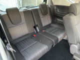 3列目シートはもちろん状態良好☆大人でもゆったりと座って頂けますので、大人数でのお出かけもラクラクです♪ご家族で、気の知れた仲間で、ドライブに行くのが楽しみですね♪