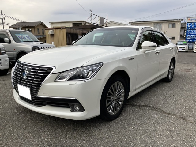 クラウン ハイブリッド 2.5 ロイヤルサルーンG Four 4WD 