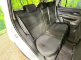 後部座席も気になるようなキズ・汚れやへたり等、大きなダメージはなく、良好な状態です。