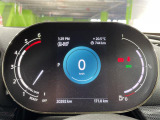 【スピードメーター】メーターがシンプルで見やすく運転しやすいですね!