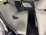 後部座席もキレイな状態です♪