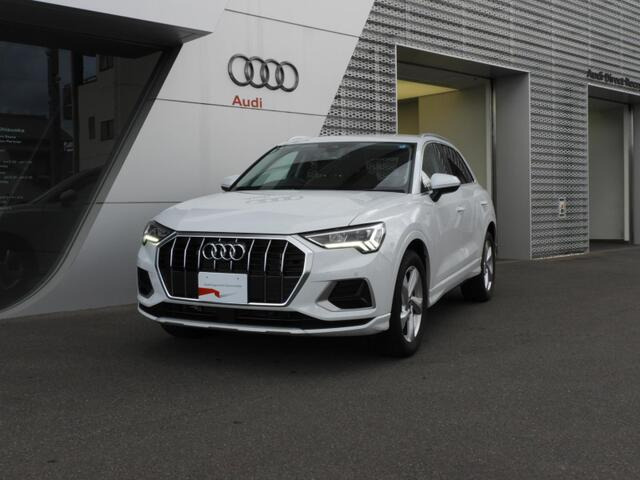 Q3 35 TFSI アドバンスド 