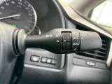 【オートライト(AUTO)】外の明るさをシステムが感知して、自動でヘッドライトが点灯します!ヘッドライトをつけ忘れを防ぐ便利機能です。
