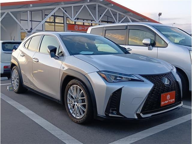 UX250h Fスポーツ 4WD禁煙車 純正10.3インチナビ フルセグ