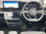フロントガラスも大きく開放感がありますので、視界が広く運転がとてもし易いです!