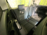 3列目シートはもちろん状態良好☆大人でもゆったりと座って頂けますので、大人数でのお出かけもラクラクです♪ご家族で、気の知れた仲間で、ドライブに行くのが楽しみですね♪