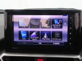 9型ナビゲーション付きです。パノラマカメラも付いて、ぐるり視界広がる安心感。左右の見えない路地から出る時もフロントカメラで見ることが出来るので交通事故防止に役立ちます。