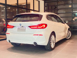 BMWのメカニックによる、100項目の納車前点検エンジン、ミッション、マフラー、電気系統やコンピュータなどを詳細に点検します。交換基準の部品があれば、純正部品を使用し整備した後にお客様にお渡しします。
