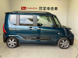 車両右側面からの写真になります。車をご覧になりたい時はお気軽に最寄りの店舗へご相談下さい。