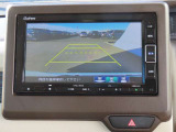 【バックカメラ装備済み】駐車の際の心強い味方!ガイドを見て確認しながら駐車できるので安全です。