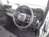 視界も広くとても運転のしやすいお車です。