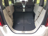 リアシート収納時荷室スペース