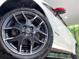【純正16インチアルミホイール】外観にマッチした純正アルミホイールを装着しております。各種社外アルミホイールや、スタッドレスタイヤも取扱いしております。是非ご相談ください♪