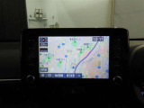 トヨタ純正ナビ装備!地図描写は文字も道もクリアで見やすく、滑らかに表示します。これさえあればもう道に迷わないですみますね♪