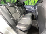 後部座席も気になるようなキズ・汚れやへたり等、大きなダメージはなく、良好な状態です。