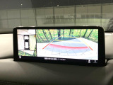 【360&deg;ビューモニター】専用のカメラにより、上から見下ろしたような視点で360度クルマの周囲を確認することができます☆死角部分も確認しやすく、狭い場所での切り返しや駐車もスムーズに行えます。