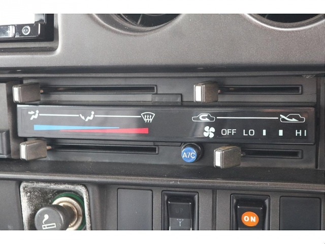 トヨタ ランドクルーザー60 4.0 GX 4WD の中古車詳細 (227,000km