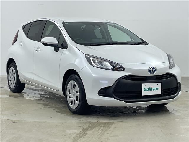 アクア1.5 X E-Four 4WD4WD 修復歴無し