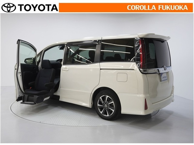 ノア 2.0 Si ウェルキャブ 助手席リフトアップシート 