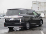 国家整備資格を取得しておりますメカニックが、大切なお客様のお車をご納車に向けて整備致します♪