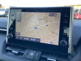 【 ナビゲーション 】ナビゲーションシステム装備なので不慣れな場所へのドライブも快適にして頂けます♪