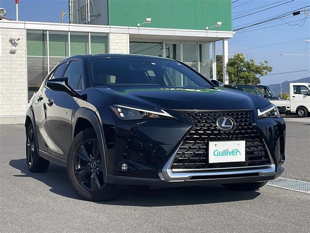 UX250h バージョンC本革シート 修復歴無し