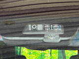 【三菱e-Assist】走行中に前方の車両等を認識し、衝突しそうな時は警報とブレーキで衝突回避と被害軽減をアシスト。より安全にドライブをお楽しみいただけます。
