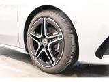 お気軽にお問い合わせください。Tel:075-325-0440 Mobile:070-2313-8676  中古車担当:時女まで